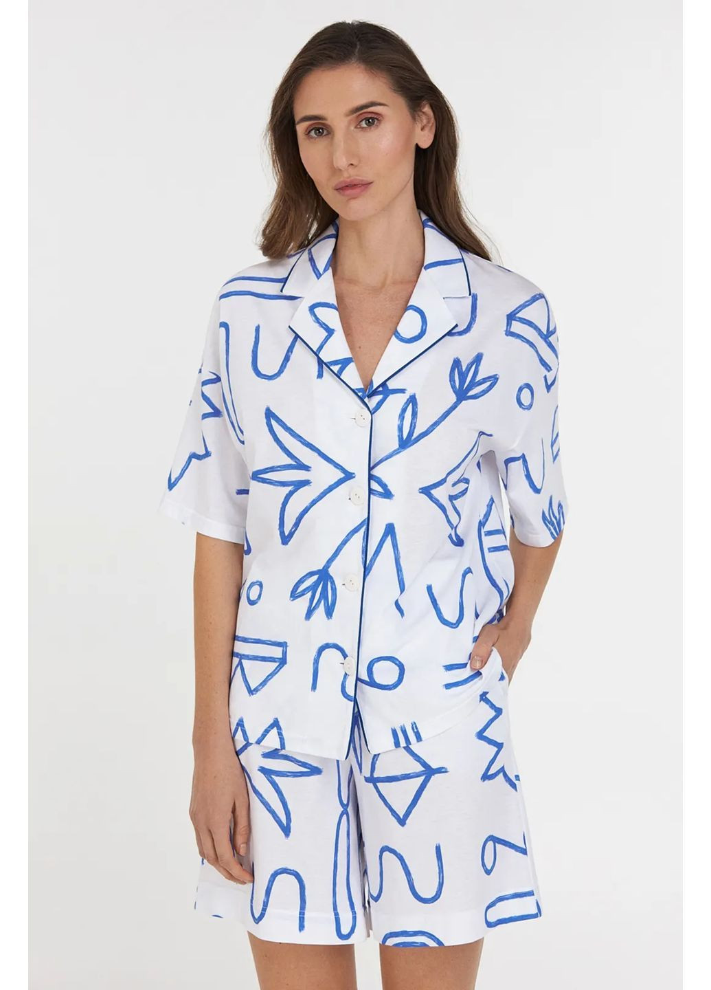 Біла всесезон жіноча піжама abstraction білий 5570/04/01 Ellen