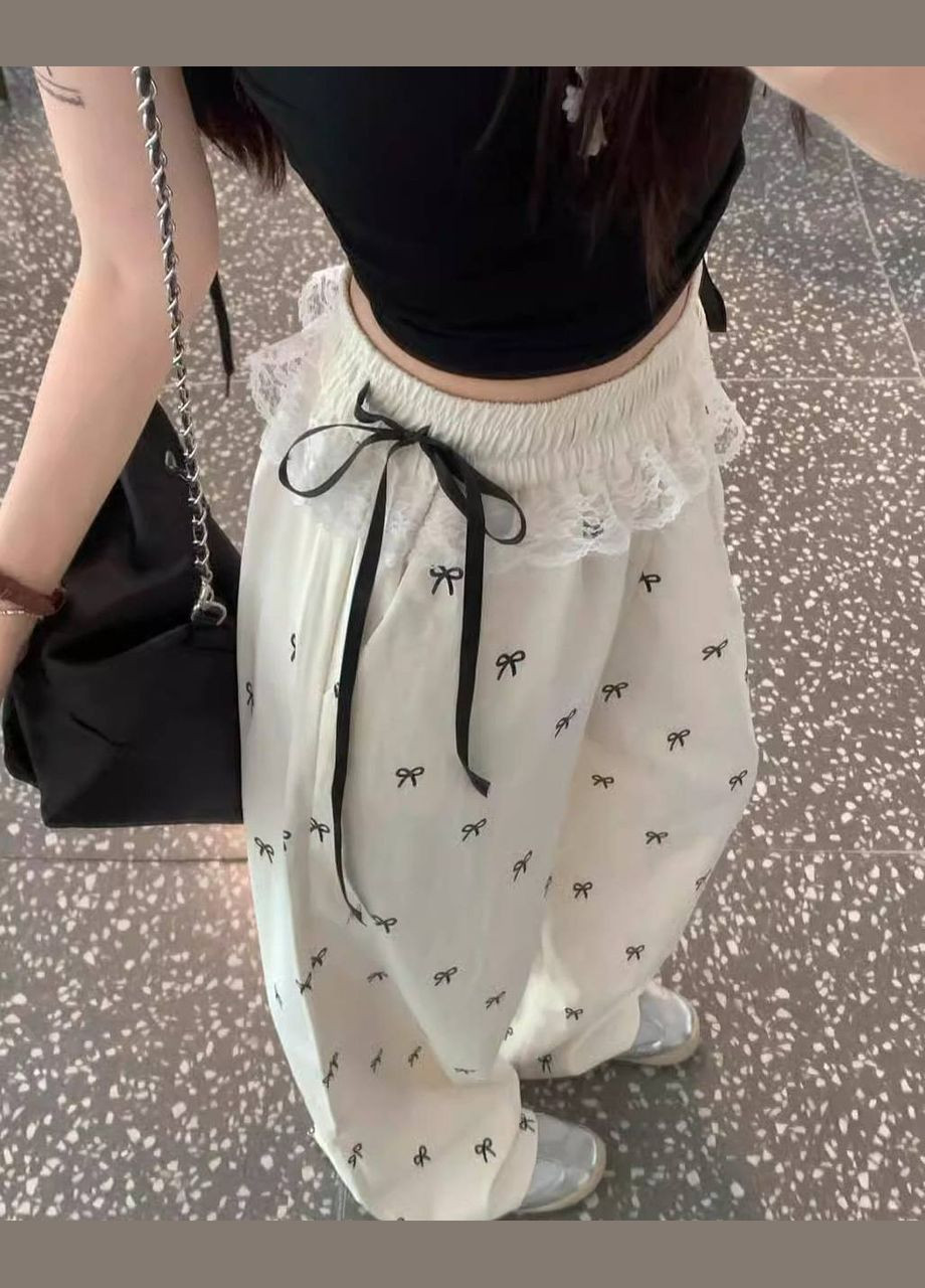 Принтованные белые штаны карго свободного кроя – стильный и удобный вариант для создания модных повседневных образов No Brand 383 (317369288)