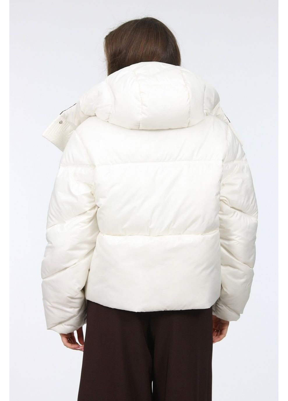 Молочна демісезонна куртка коротка 907 шоколад плащівка молочний Актуаль