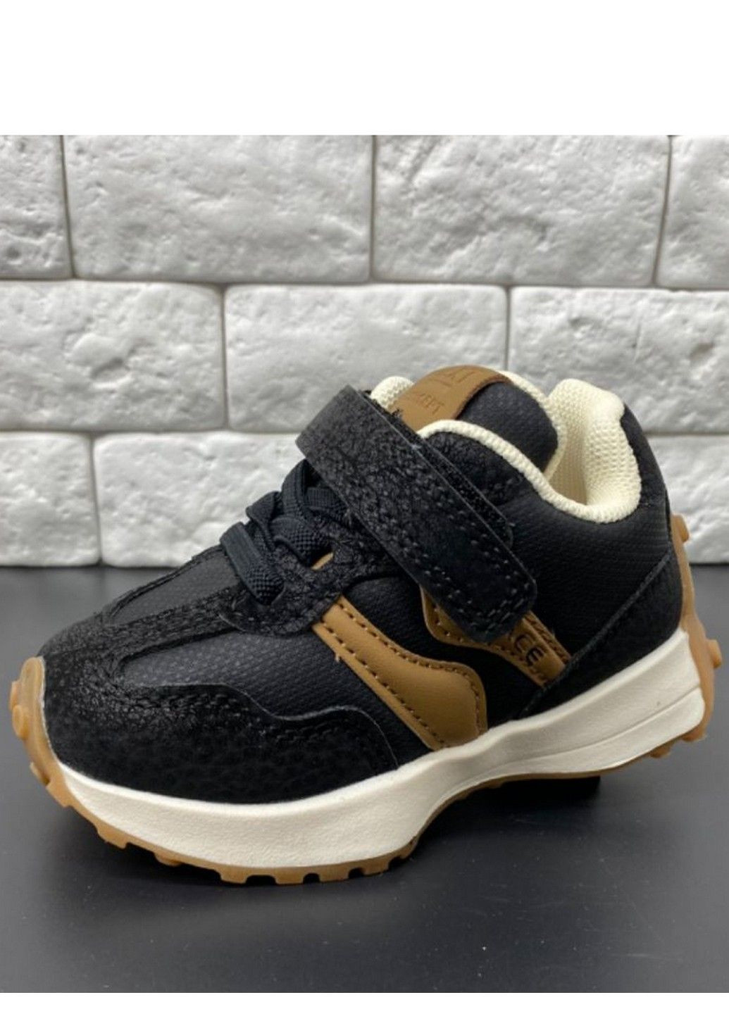 Черные всесезон кроссовки ap11348-0 Jong Golf