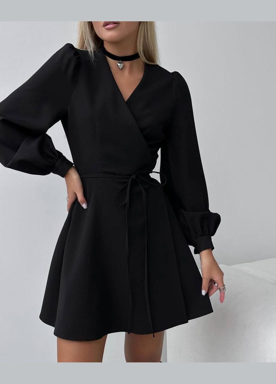 Чорна повсякденний сукня на запах popluzhnaya