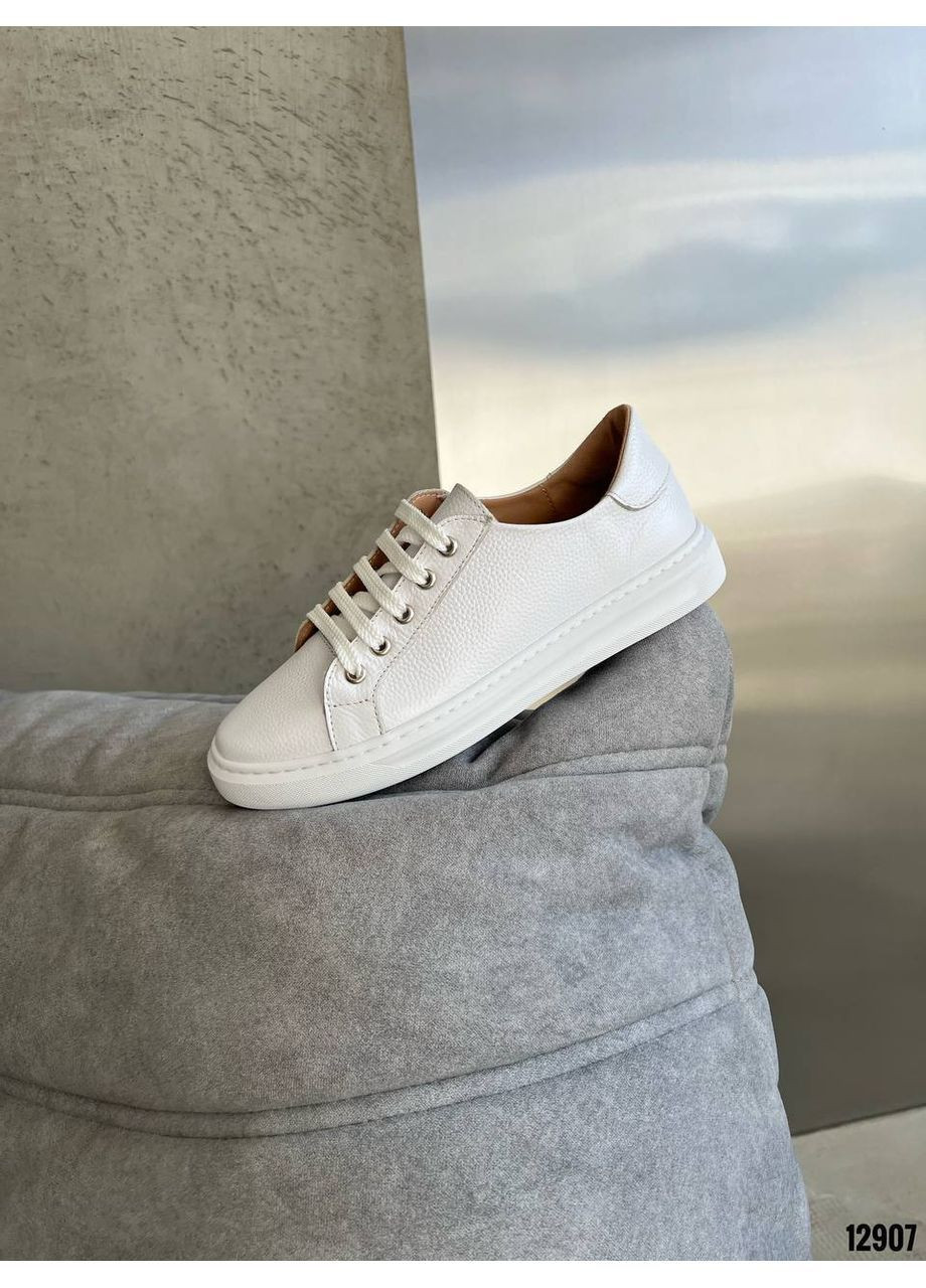 Белые белые кеды Helen