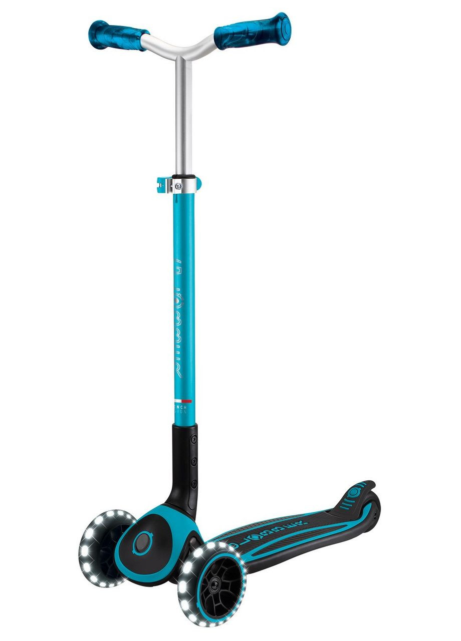 Самокат ACE аква колеса з підсвіткою від 3-х років до 100кг 3 колеса () Globber 667-100 (363820494)