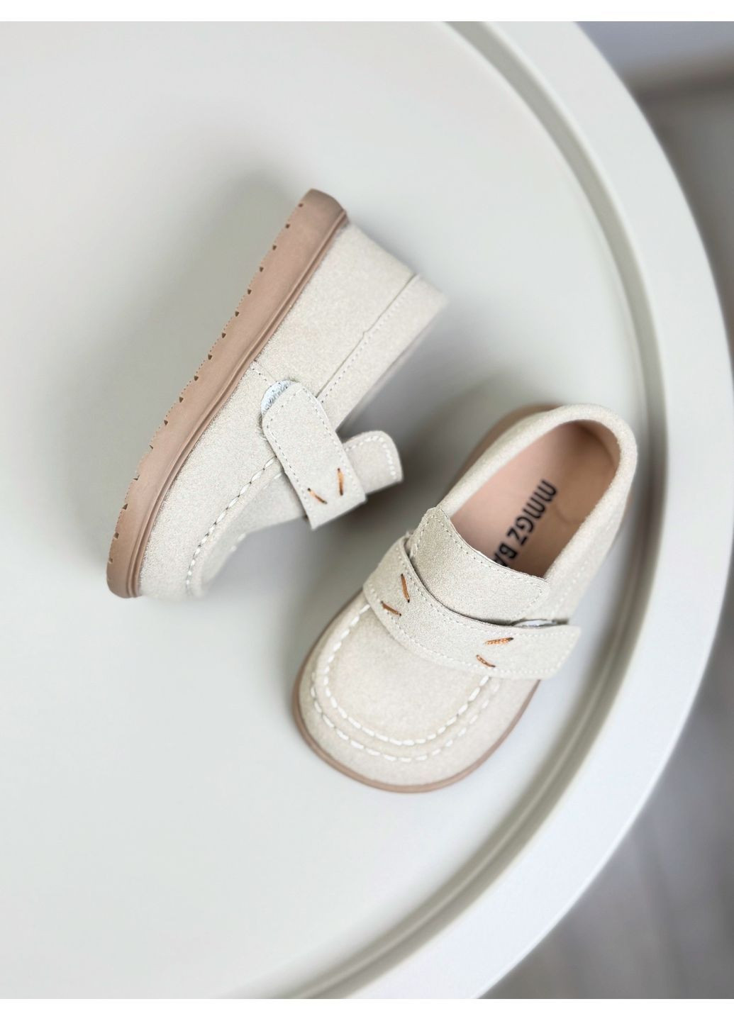 Бежевые туфли детские бежевые 1580 на липучке No Brand