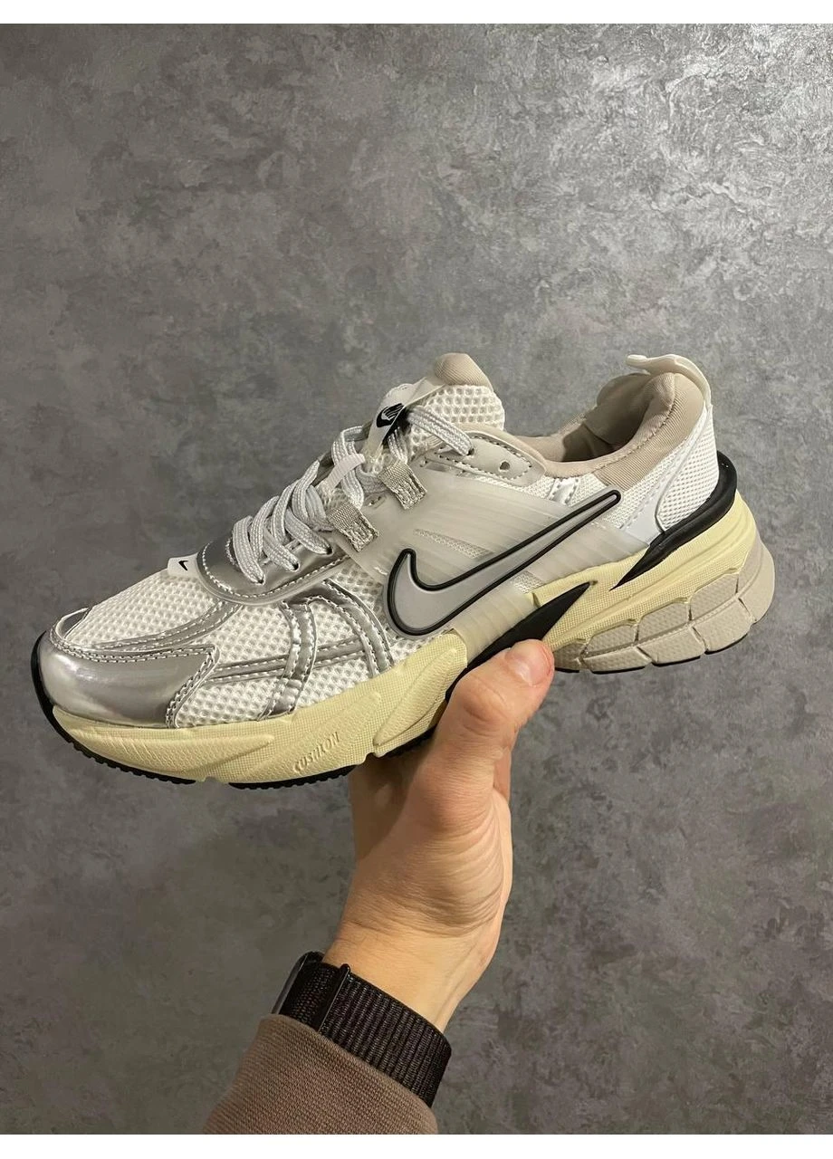 КРОССОВКИ ЖЕНСКИЕ NIKE V2K RUNTEKK SUMMIT WHITE METALLIC SILVER НАЙК В2К РАНТЕК БЕЛЫЕ No Brand белые демисезоны (391958268)