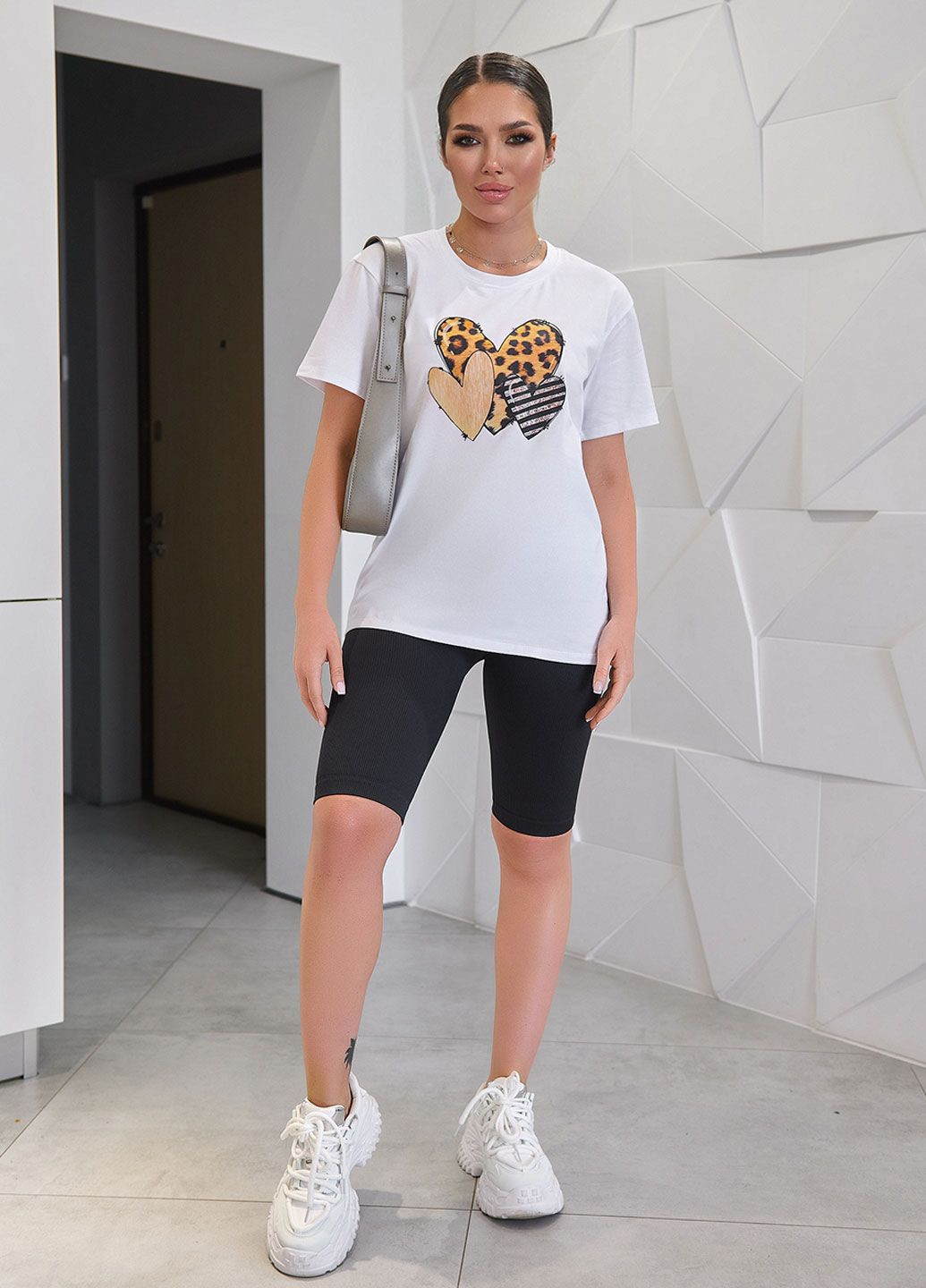 Женская футболка с рисунком Fashion Girl Trio - (295264094)