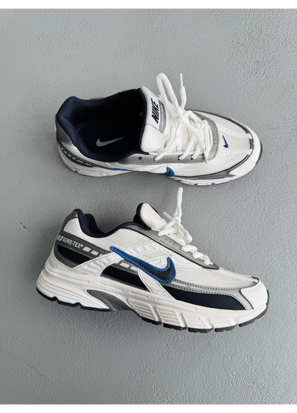 Белые демисезонные кроссовки мужские nike initiator white / gray / blue gore-tex найк инитатор No Brand