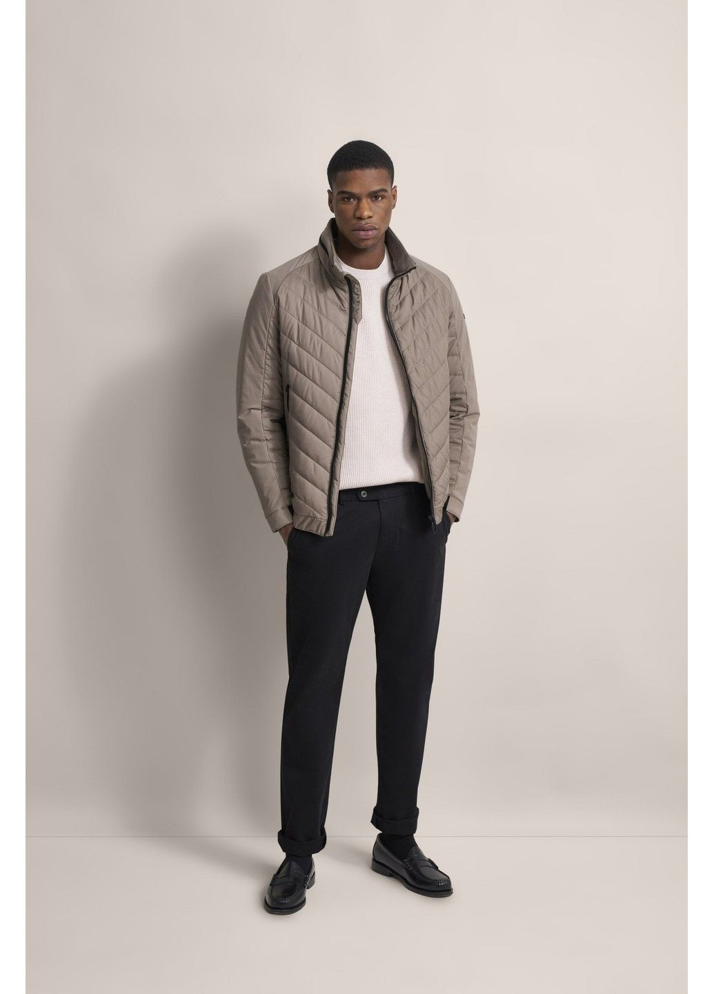 Бежевая демисезонная мужская куртка бежевый Bugatti