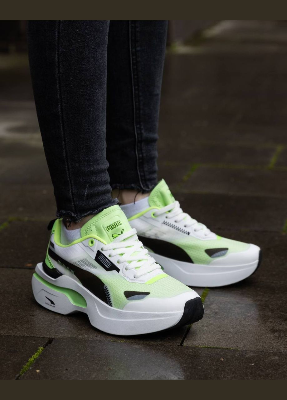 Зелені всесезонні стильні жіночі кросівки No Brand