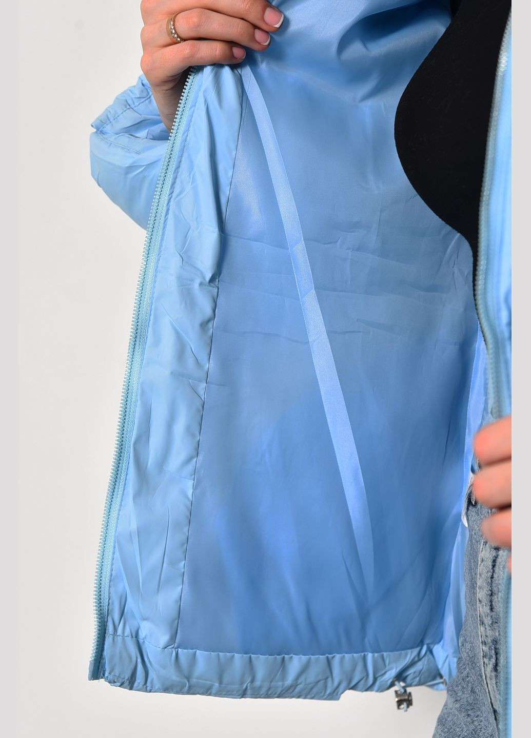 Голубая демисезонная куртка женская еврозима голубого цвета Let's Shop