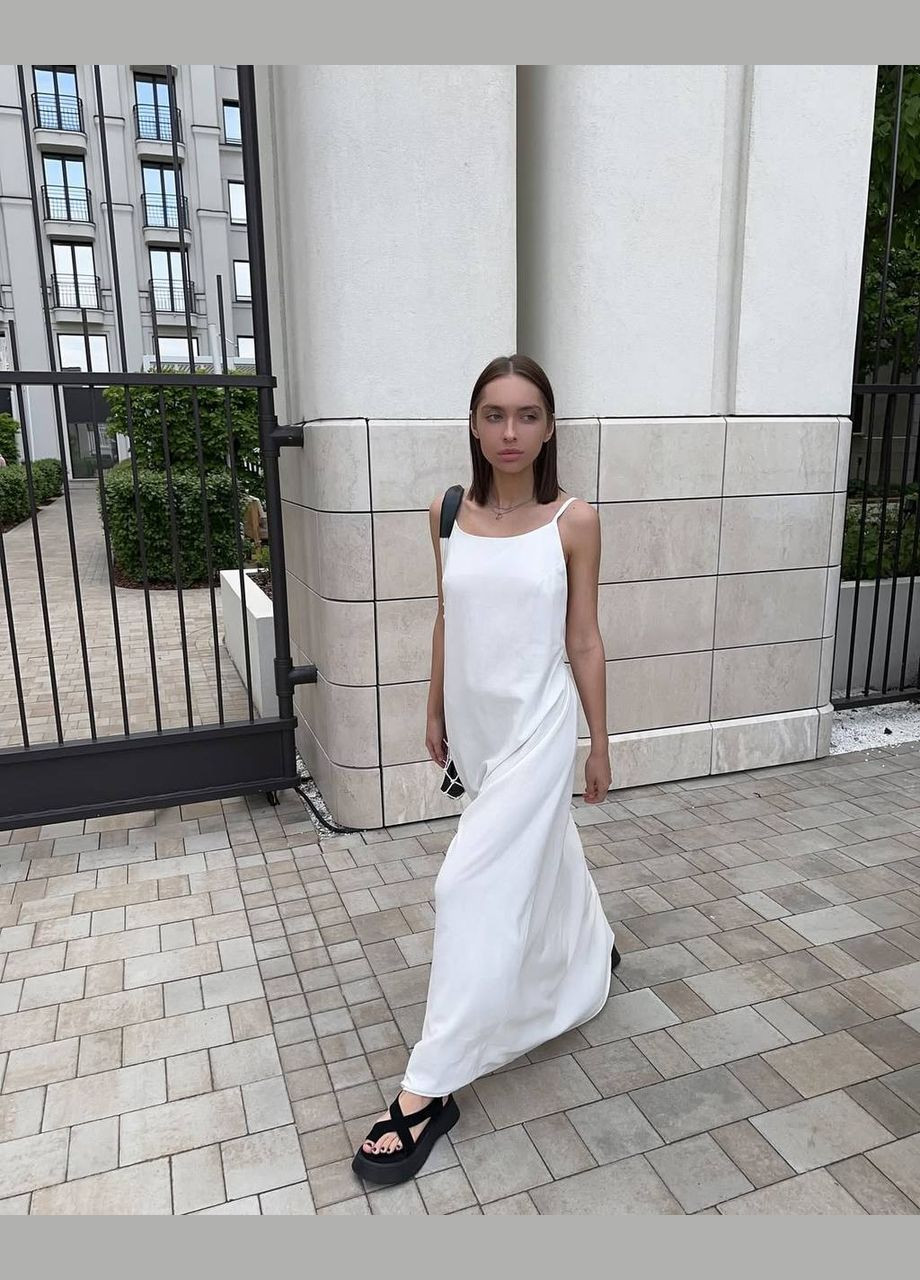 Білий кежуал легкий літній сарафан з льону Adelante однотонна