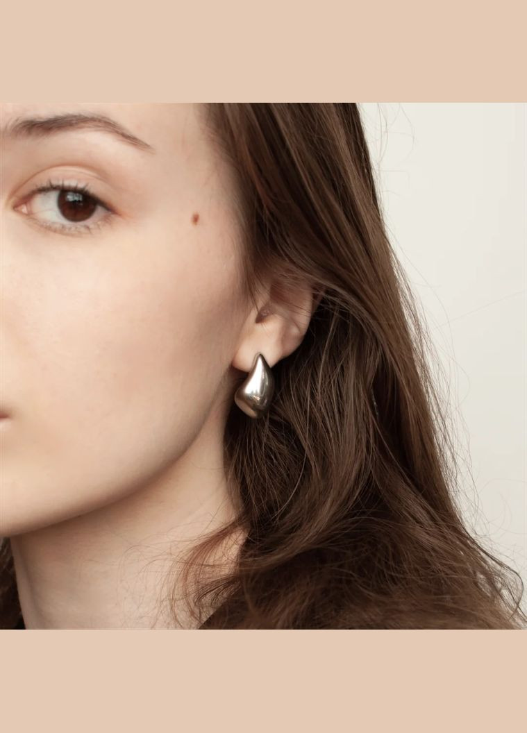 Сережки-пусети сріблясті Drops мінімалістичні форма краплинок елегантні вінтаж ретро лоліта пара сережок класичні No Brand (315932567)