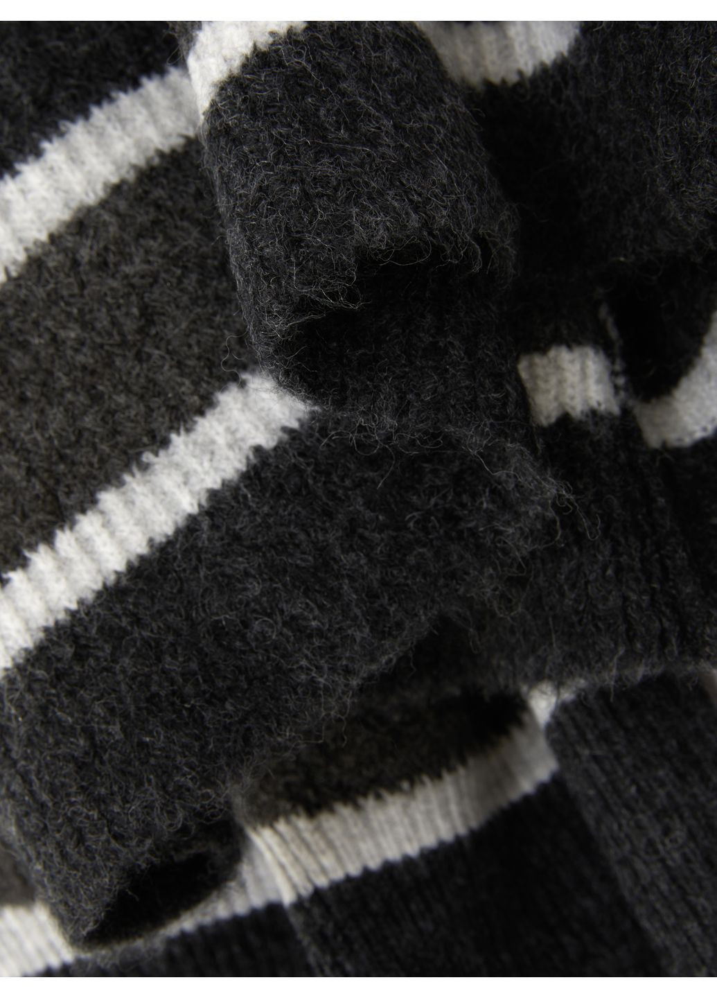 Черно-белый свитер зима,черный-белый, Primark