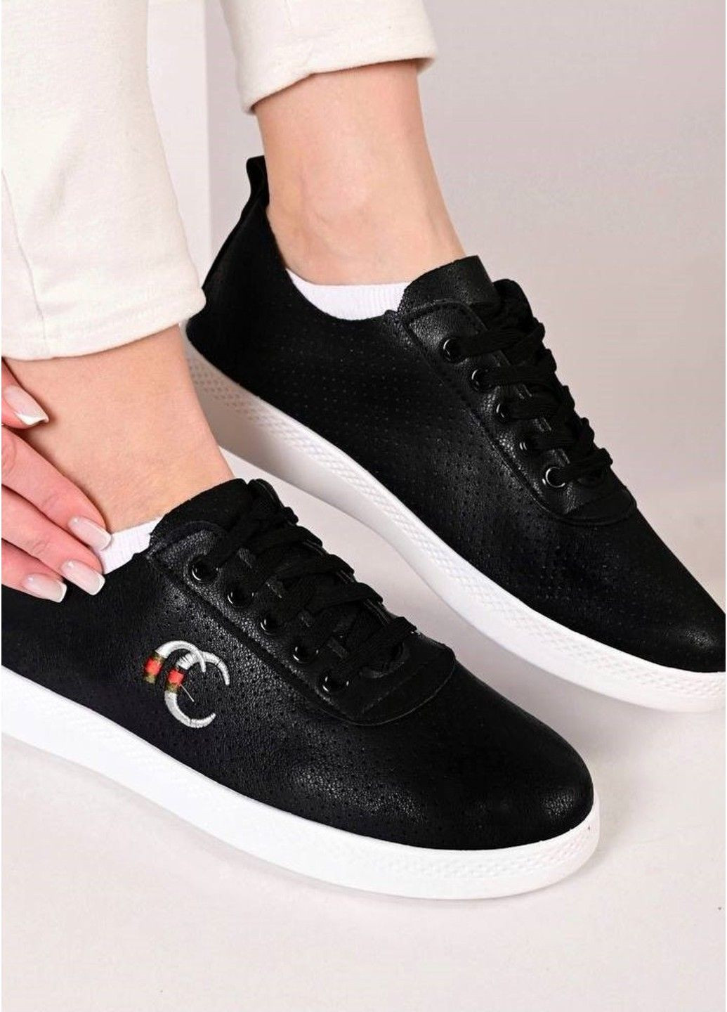 Женские мокасины женские черные Fashion | чёрные прессованная кожа (323161453)