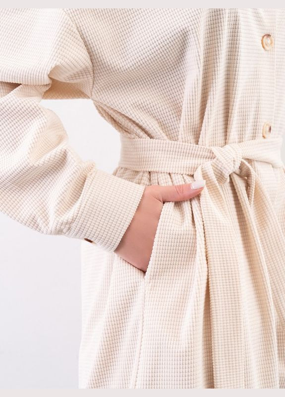 Молочна повсякденний молочна вельветова сукня-сорочка на ґудзиках ISSA PLUS однотонна