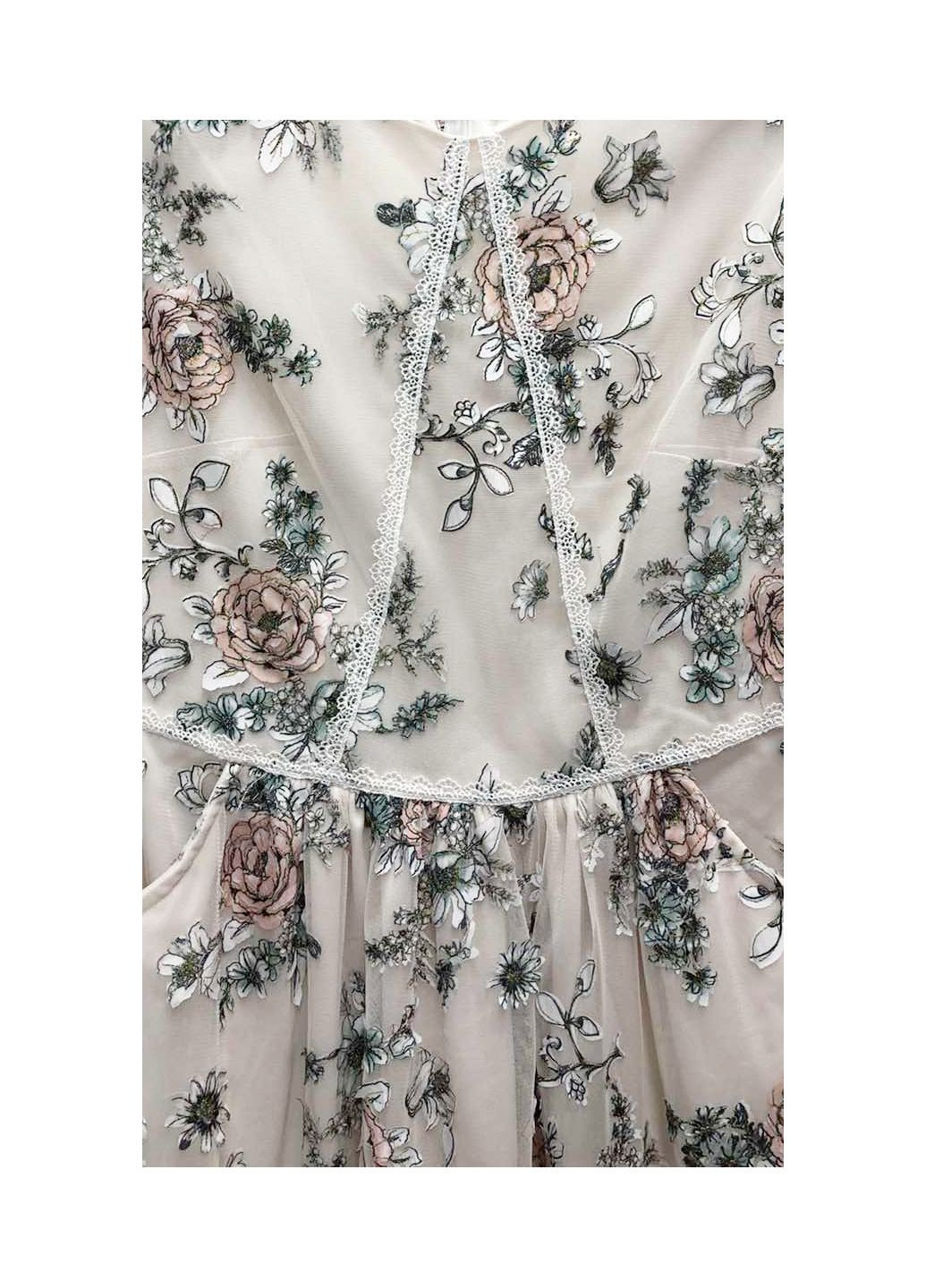 Пудрова святковий святкова міні сукня dolly&delicious кльош, бебі долл, з пишною спідницею Dolly & Delicious з квітковим принтом