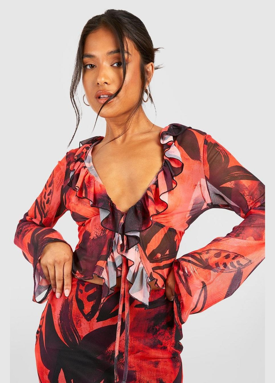 Топ Boohoo (330983354)