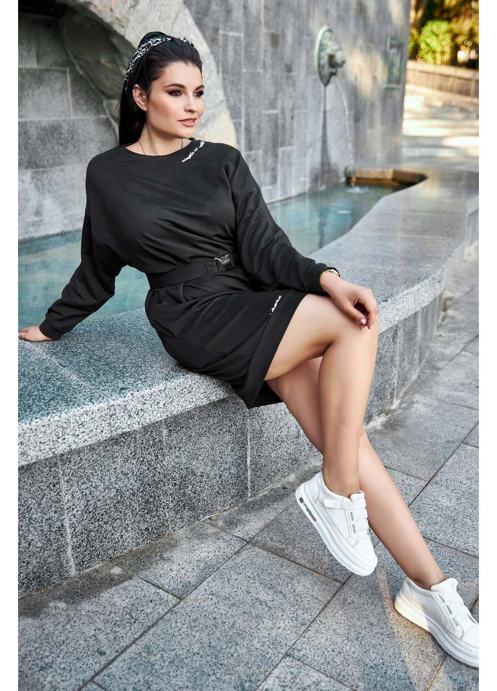 Черное платье 1628.4267 Seventeen