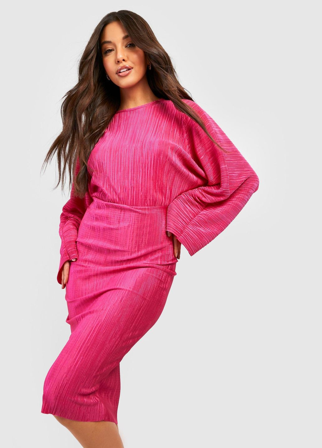 Розовое коктейльное платье Boohoo однотонное