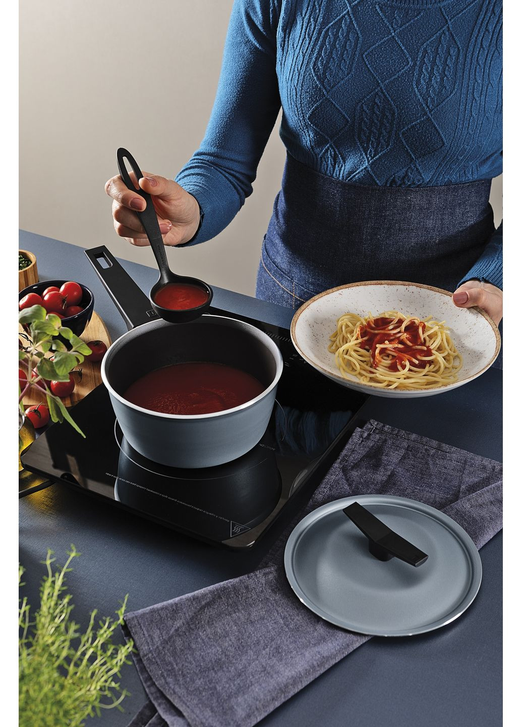 Ковш Spezia Blue (2.4 л) 20 см (7096831) Tramontina (360398164)