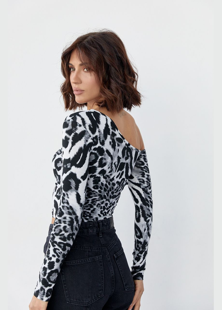 Леопардовый кроп-топ с открытым плечом Liton (296909128)