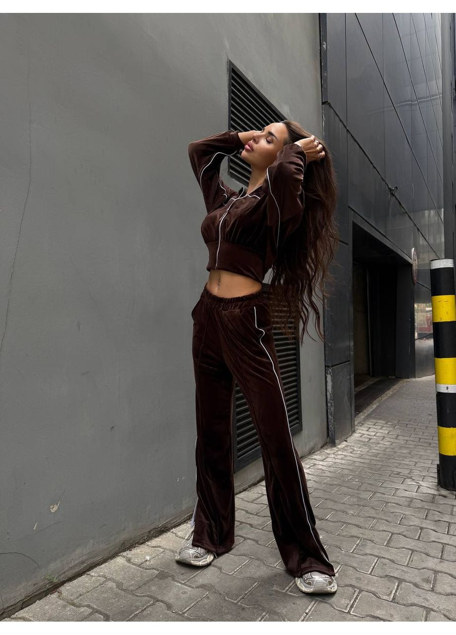 Жіночий велюровий костюм двійка: укорочена кофта на блискавці та брюки з високою посадкою MonCher (361146214)