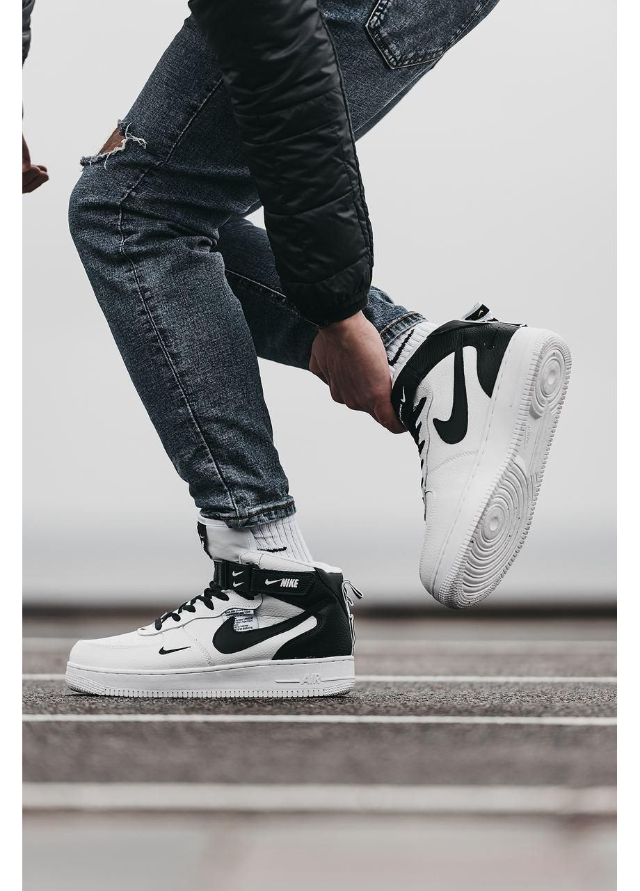 КРОСІВКИ ЖІНОЧІ NIKE AIR FORCE 1 LV8 MID WHITE BLACK НАЙК АІР ФОРС 1 ПРЕМІУМ No Brand чорні зими (368869298)