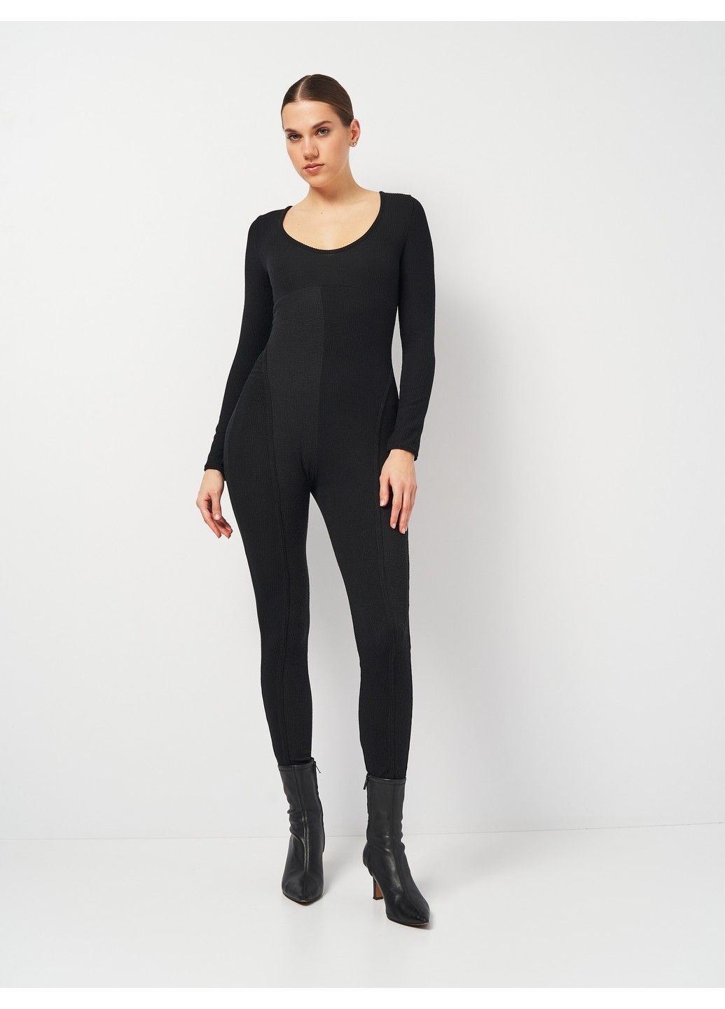 Комбінезон PrettyLittleThing однотонний чорний кежуал