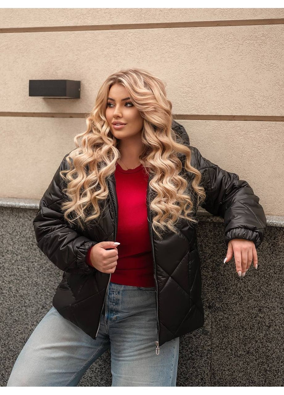 Черная демисезонная женская демисезонная куртка с капюшоном. MonCher