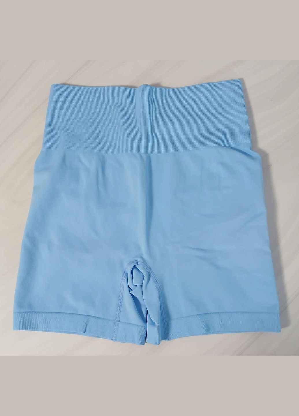 Однотонні безшовні спортивні шорти з пуш-ап ефектом No Brand (322458519)