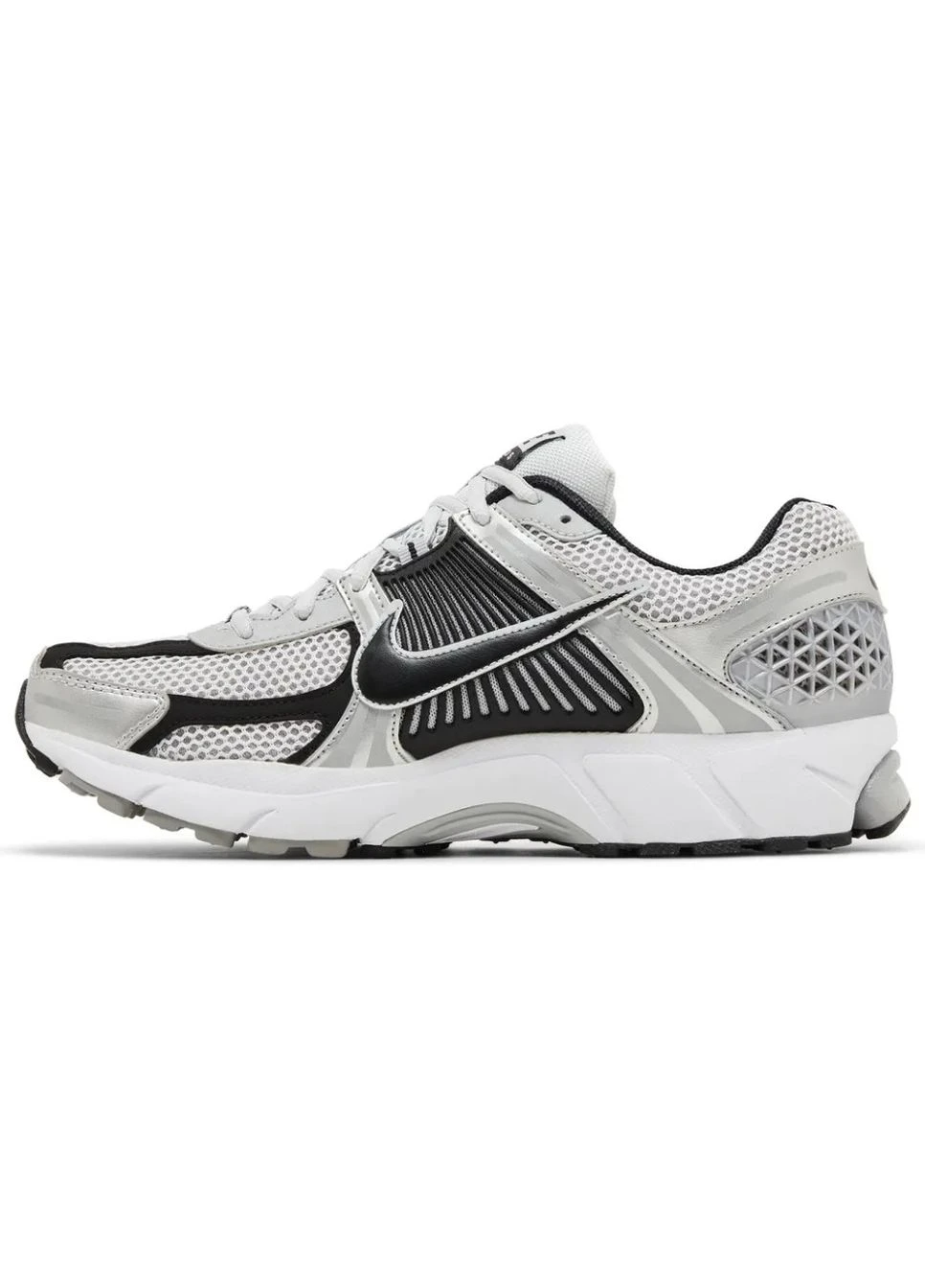 Комбіновані кросівки zoom vomero 5 fj4151-004 всесезон Nike