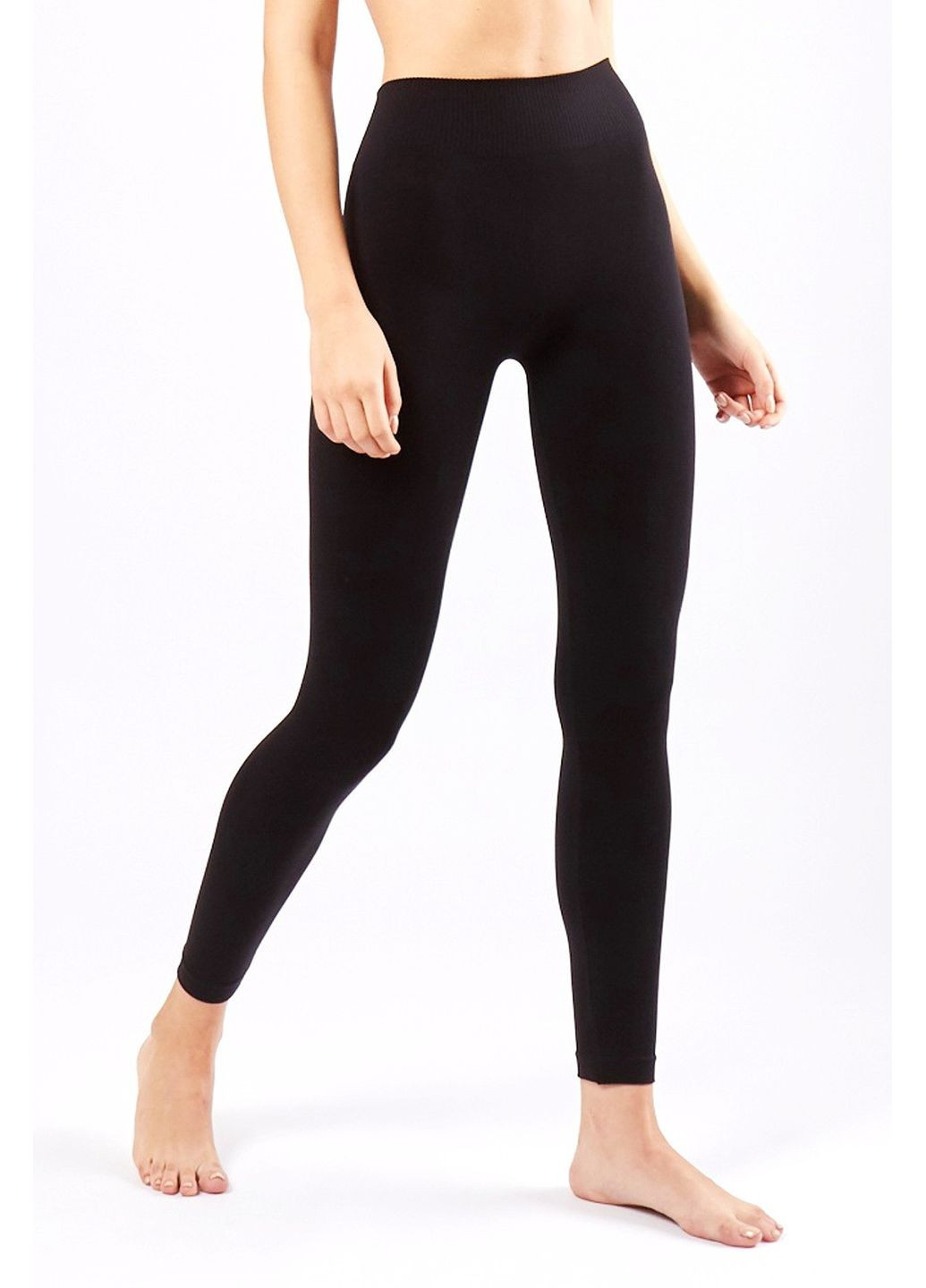 Черные демисезонные леггинсы бесшовные средней плотности leggings model 1 Giulia