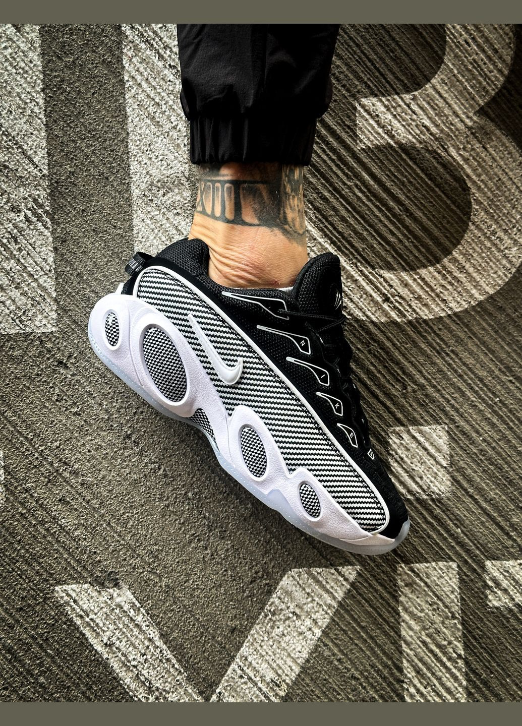 Черно-белые всесезонные кроссовки мужские nike nocta glide drake black white найк х нокта дрейк глайд черно-белые No Brand