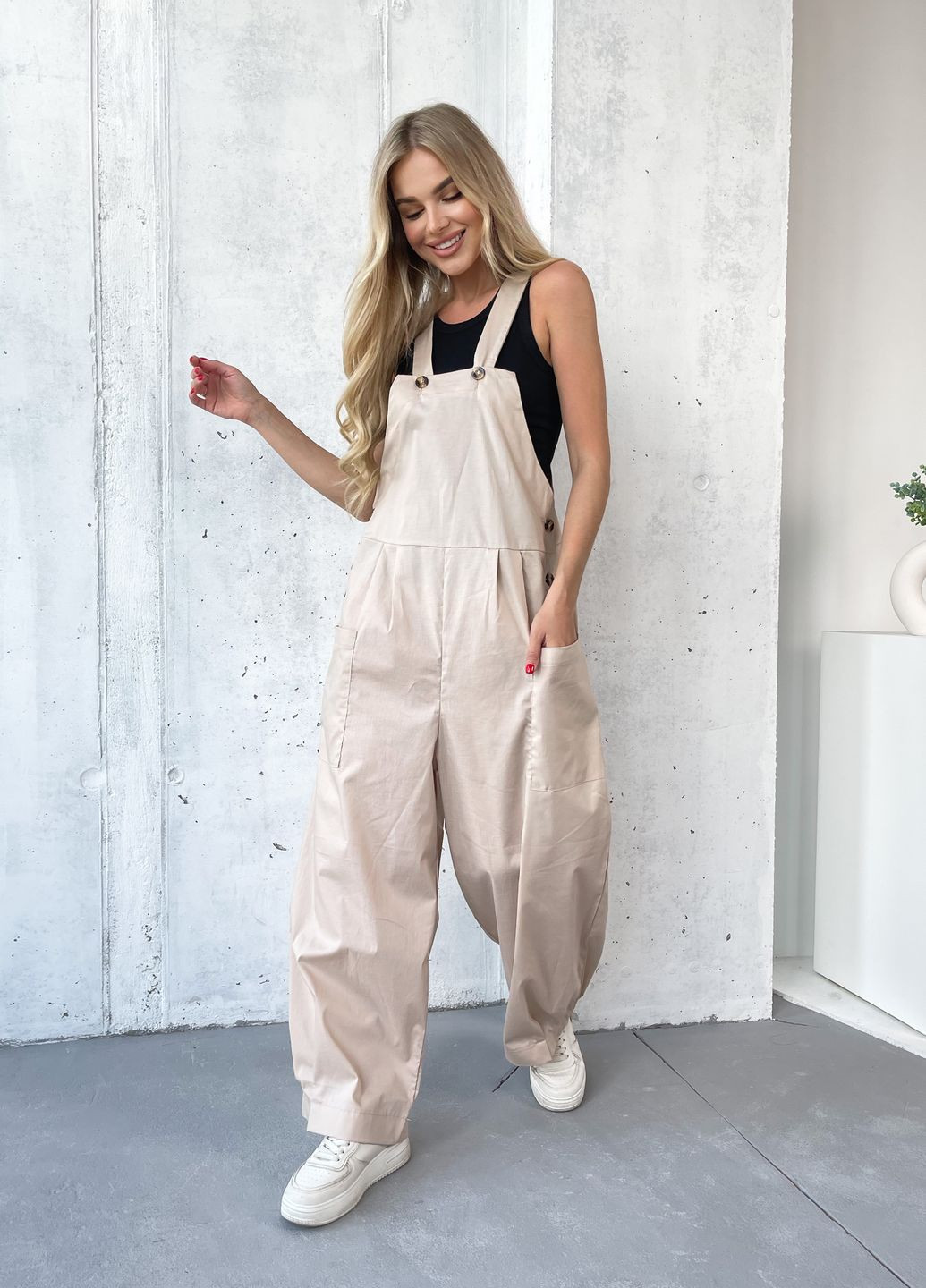 Женский летний комбинезон с широкими штанами QUARTETTO комбинезон-брюки однотонный бежевый кэжуал хлопок