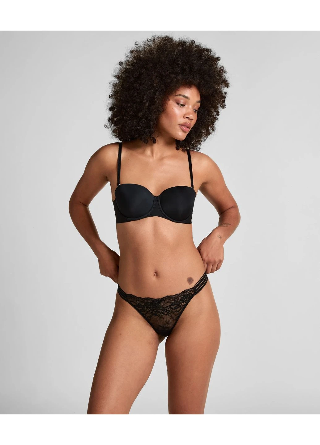 Чорний бюстгальтер на кісточках Hunkemoller