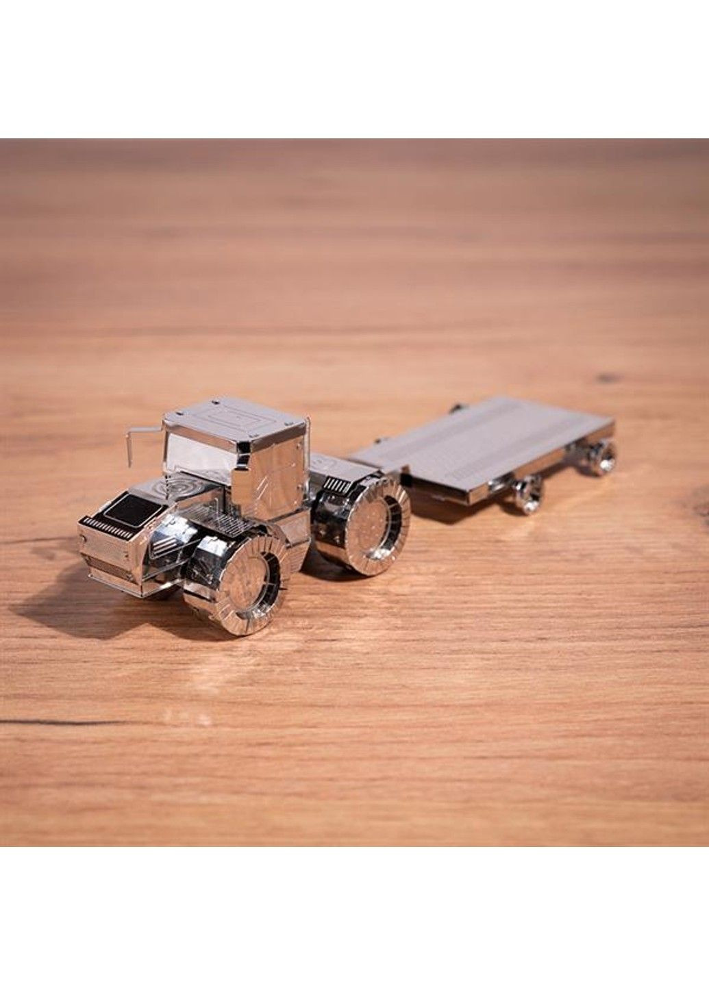 Колекційна модель-конструктор Tractor Slobozhanets трактор ХТЗ (MT074) Metal Time (335054966)