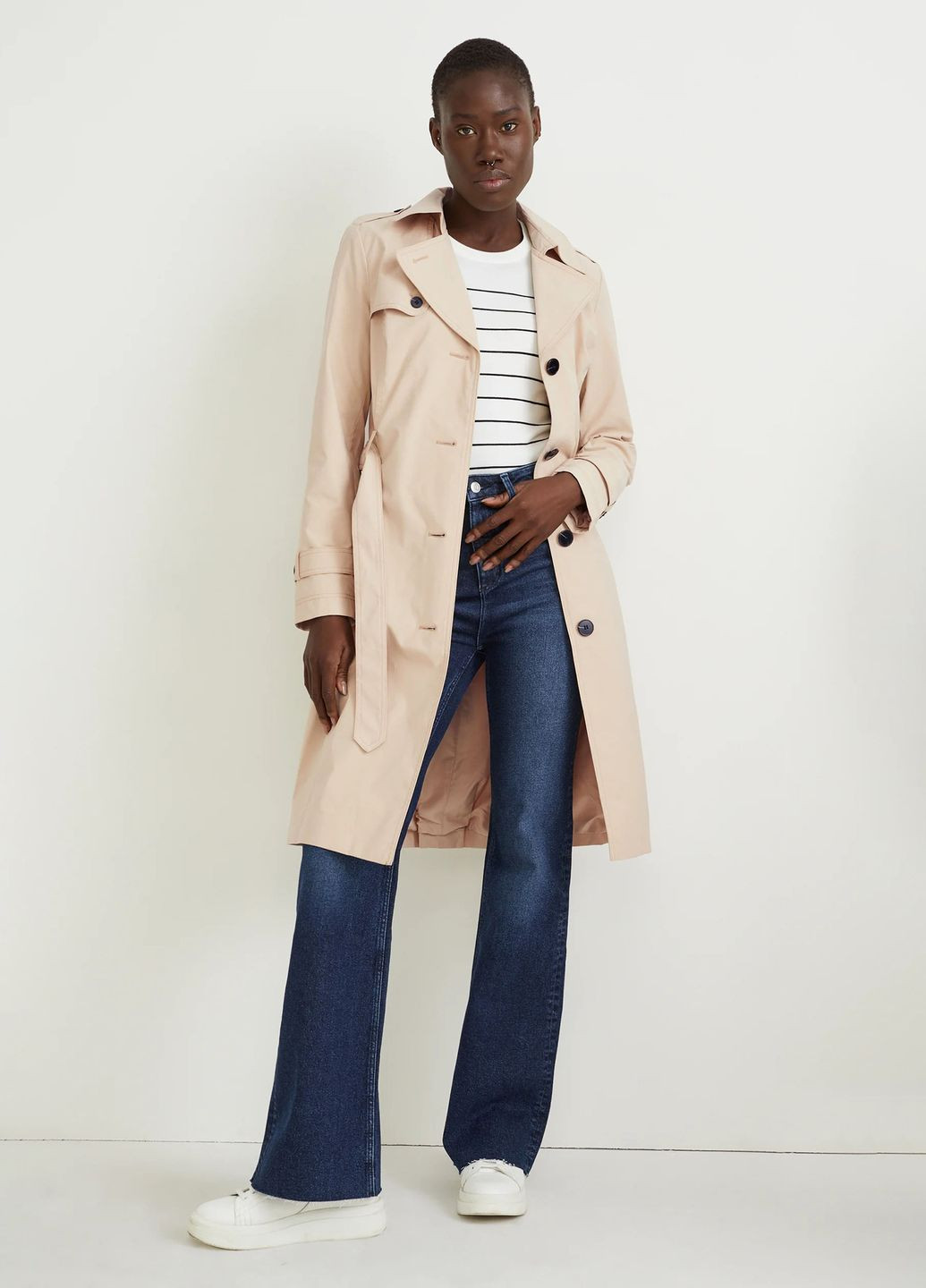 Бежевое демисезонное Тренч с поясом C&A