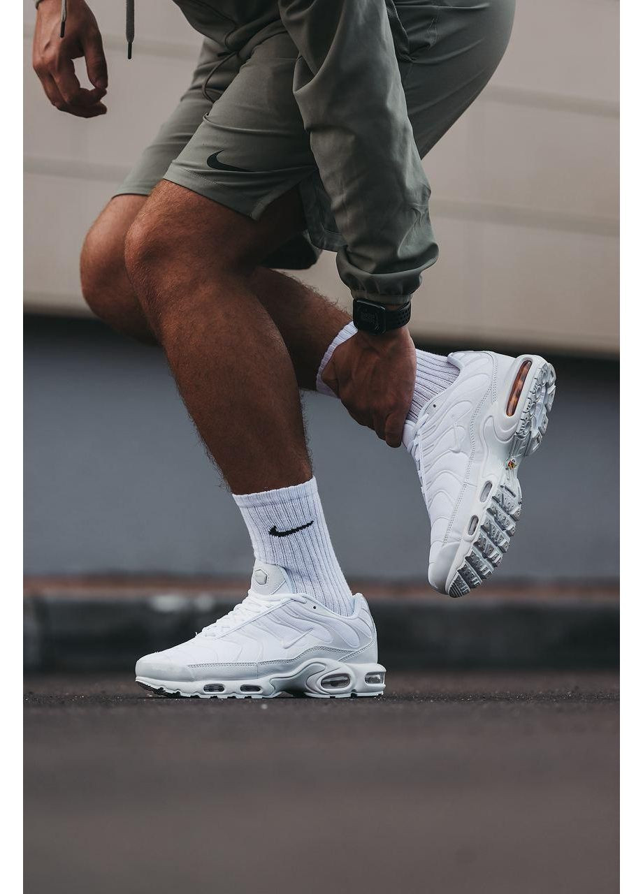 КРОССОВКИ ЖЕНСКИЕ NIKE AIR MAX TN FULL WHITE НАЙК АИР МАКС ТН ПЛЮС No Brand белые демисезоны (367174086)