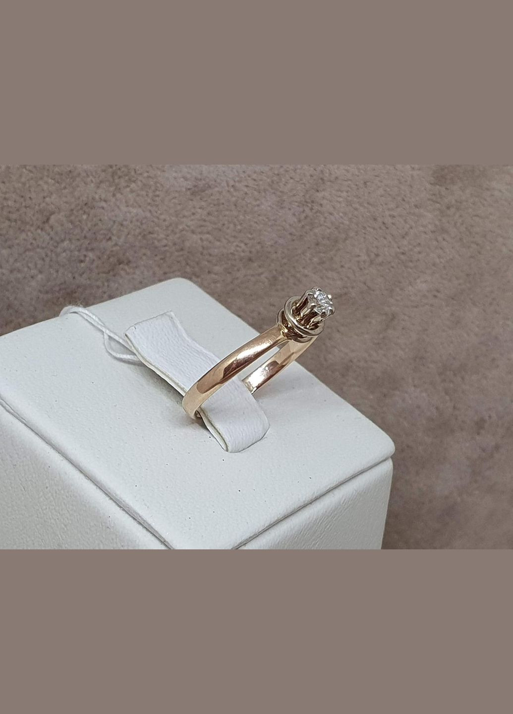 Золоте кільце з діамантом. 3022431 Гаразд (316461567)