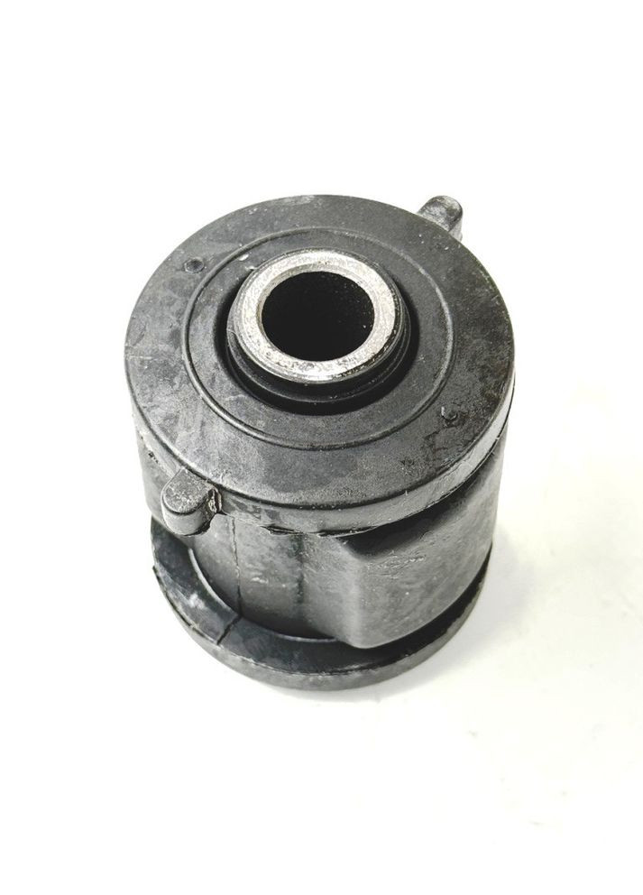 Сайлентблок важеля заднього нижнього, 511077, OEM 4230406010, Lexus RX 00-03 GSP (363839813)