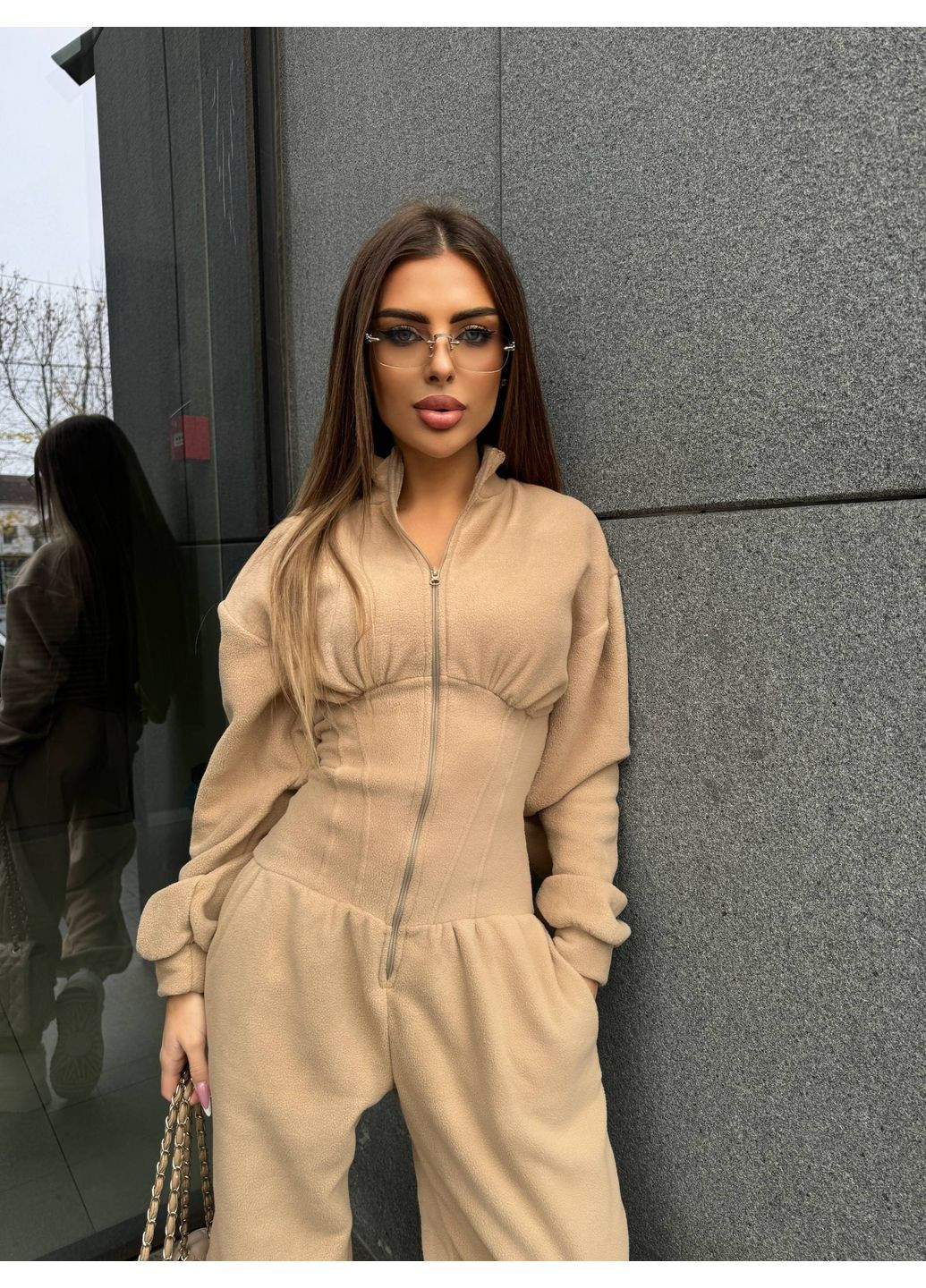 Комбинезон из двустороннего флиса — ЗАМЕРЫ В ОПИСАНИИ Vione комбинезон-брюки однотонный бежевый повседневный флис