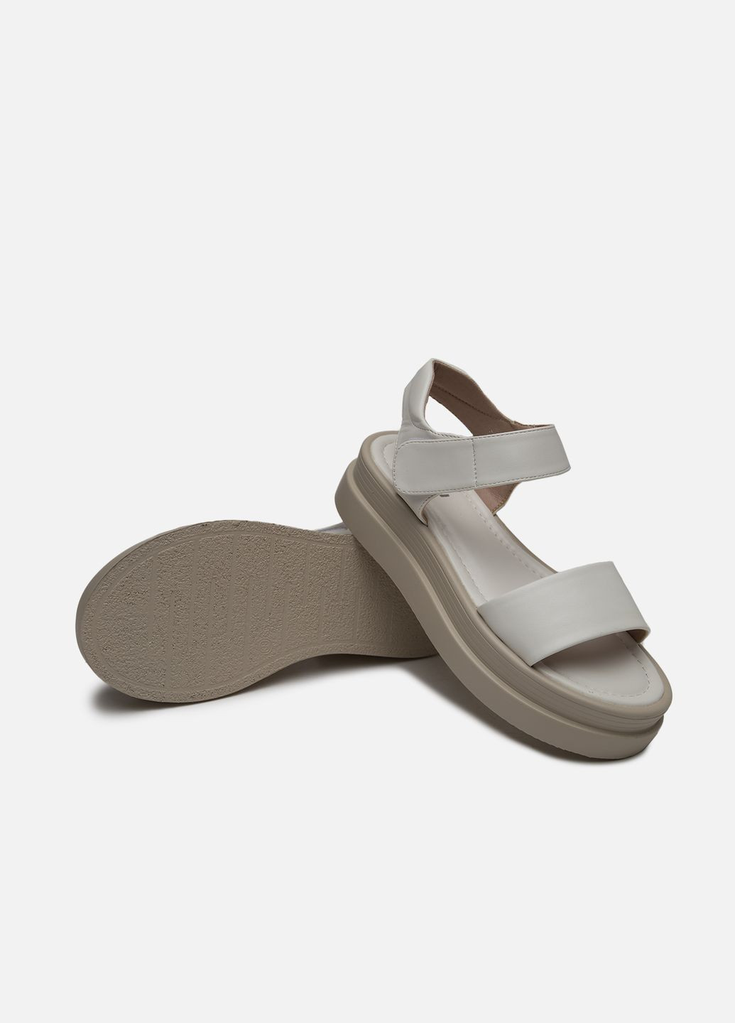 Жіночі босоніжки на платформі колір білий ЦБ-00237865 Yuki (294720230)