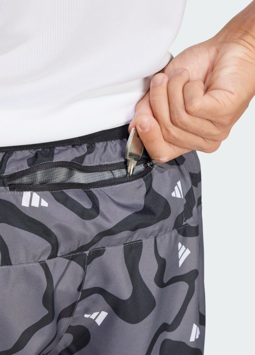 Шорти Run It Brand Love adidas (315632232)