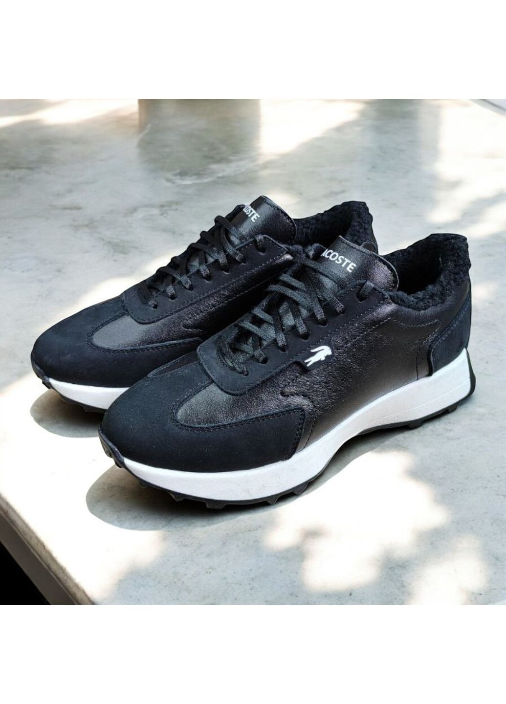 Комфортні жіночі шкіряні чорні кросівки зимові теплі на хутрі натуральна шкіра/замша 36-41 No Brand чорно-білі (362219630)