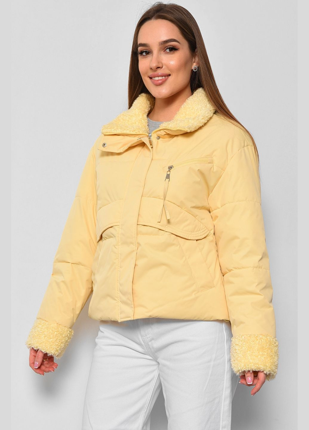 Жовта демісезонна куртка жіноча демісезонна жовтого кольору Let's Shop