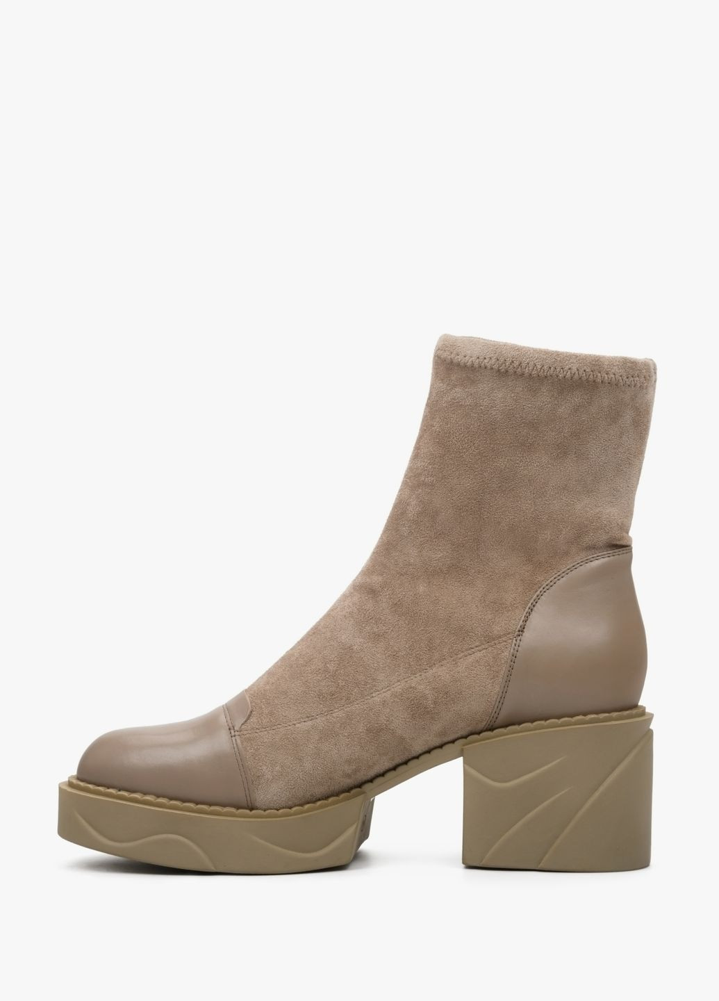 Осенние ботинки, цвет бежевый Estro