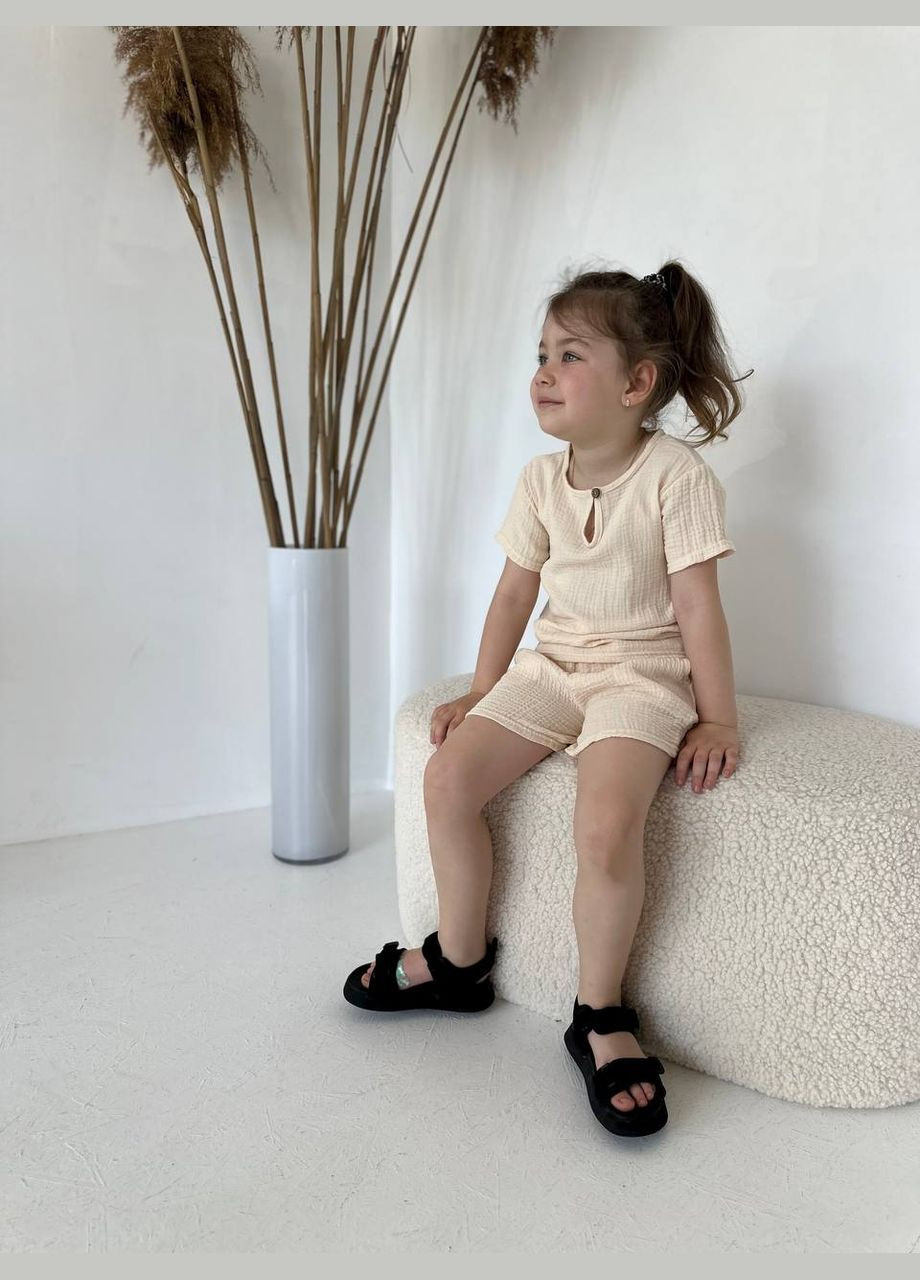 Молочний літній дитячий костюм унісекс з шортами Style Point