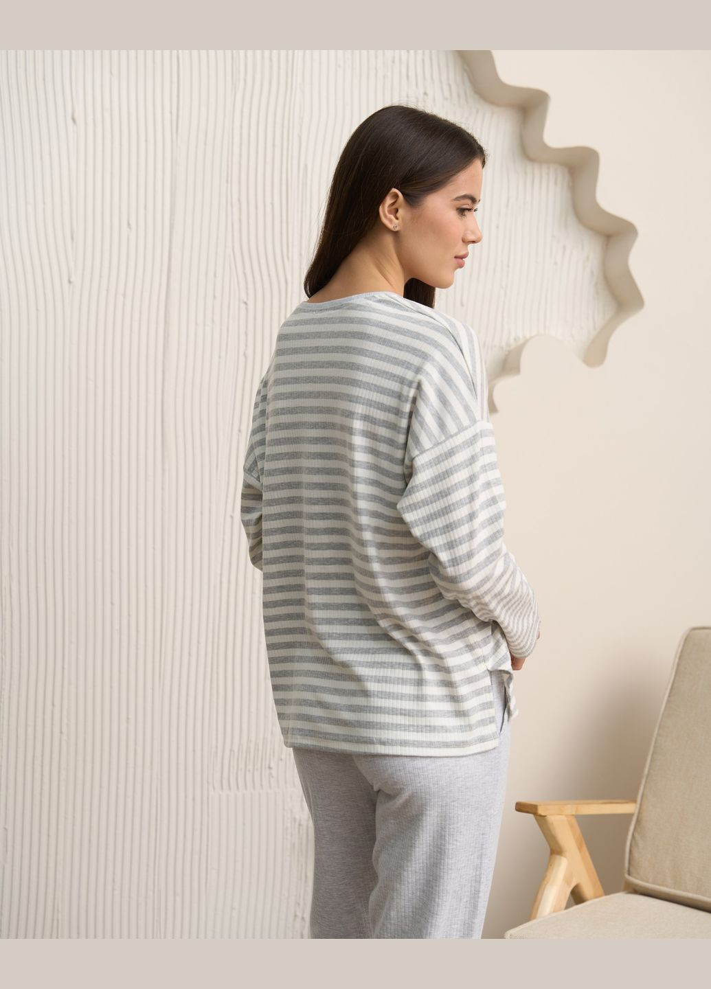 Світло-сіра жіночий комплект зі штанами Nicoletta