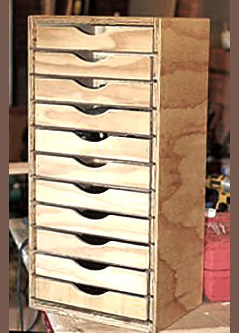 Органайзер для кутових шліфмашин з дерева Лутау бланже (НЖД-001801) No Brand (328912377)