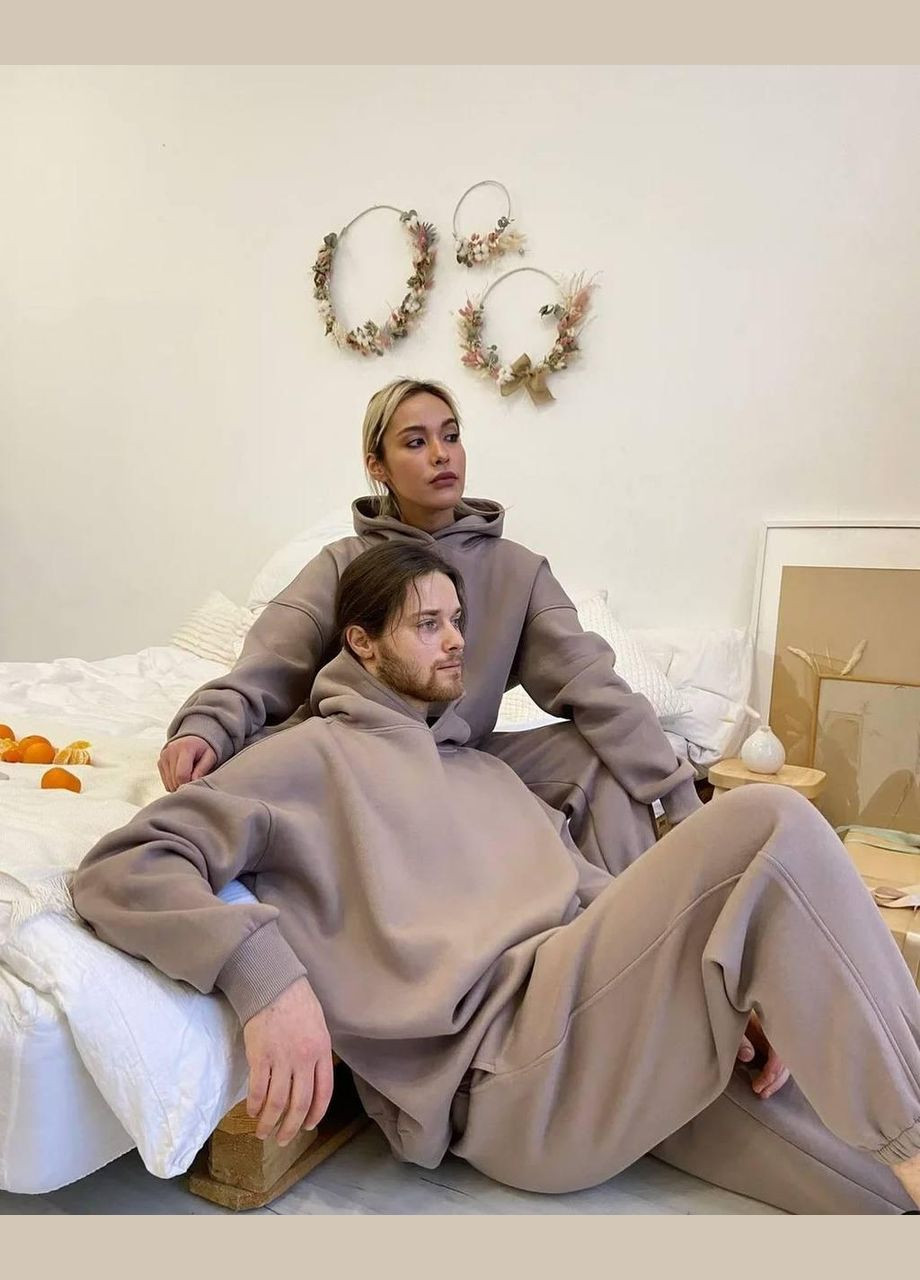 Спортивний теплий чоловічий костюм, однотонний трикотаж на флісі вільного крою oversize мокко No Brand (322301571)